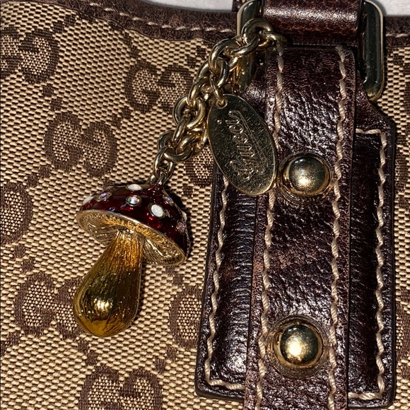 gucci mushroom bag